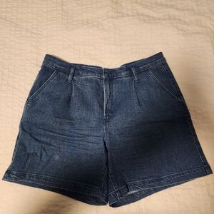 Like New Ann Taylor Denim Shorts (Size 12) - Classic Comfort!